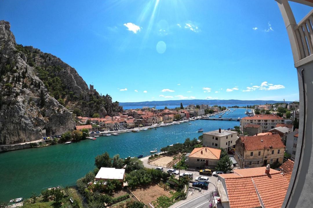 Photo of Others in Omis
