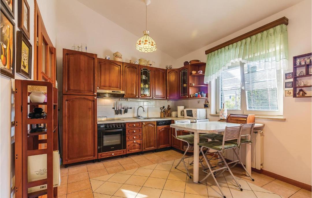 Photo of Kitchen in Banjole