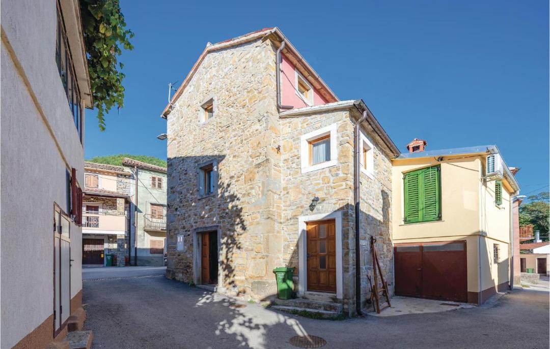 Photo of Buildings in Marcenegla