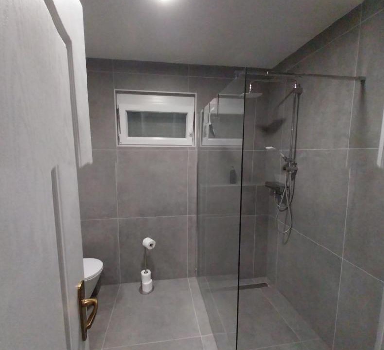 Photo of Bathroom in Brgod
