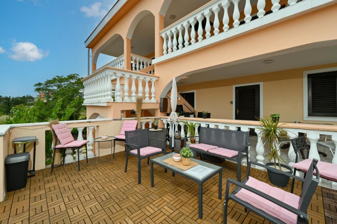 Photo of Patio Balcony in Novalja