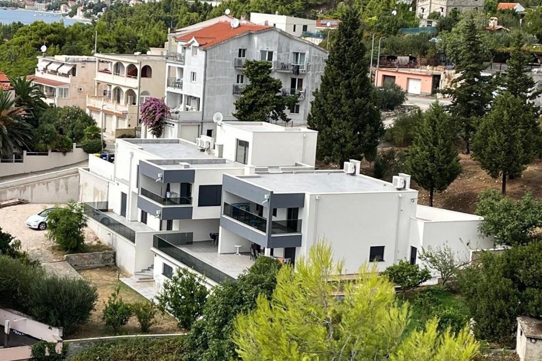 Photo of Others in Omis