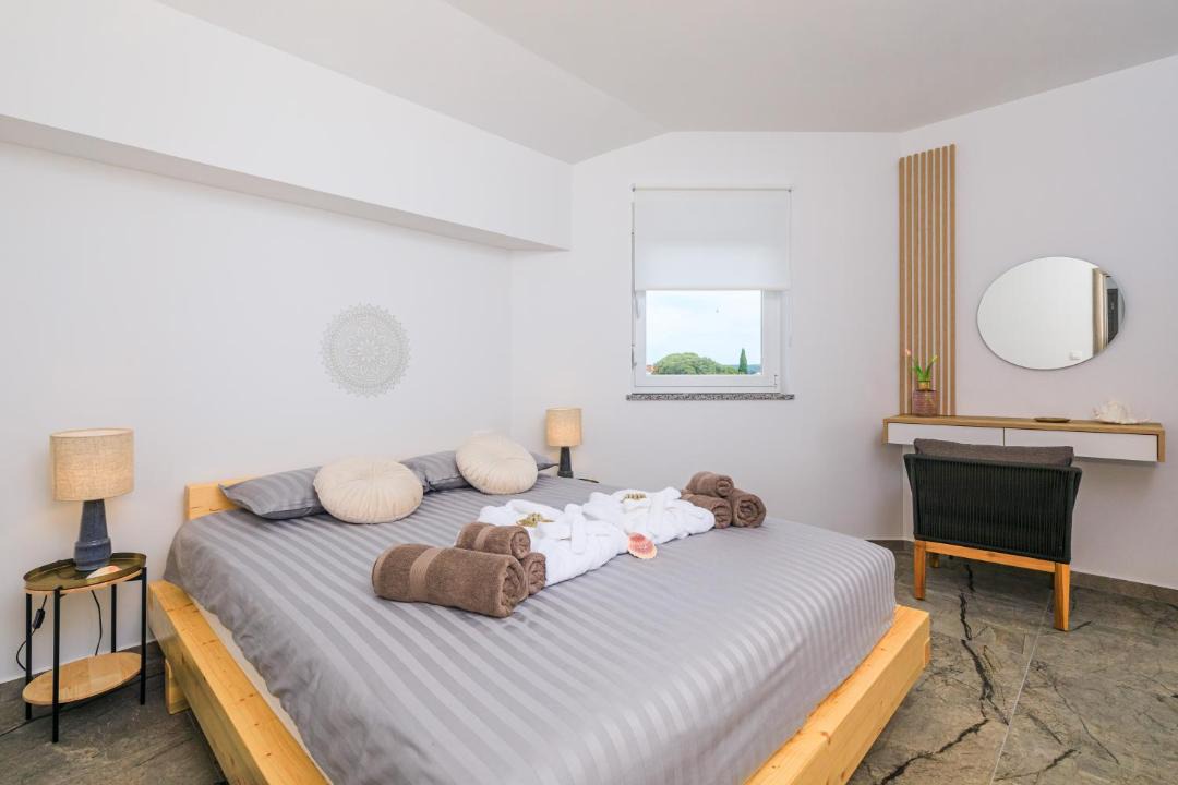 Photo of Bedroom in Salatic
