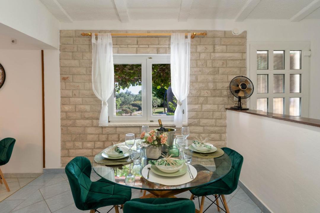 Photo of Livingroom in Peruski