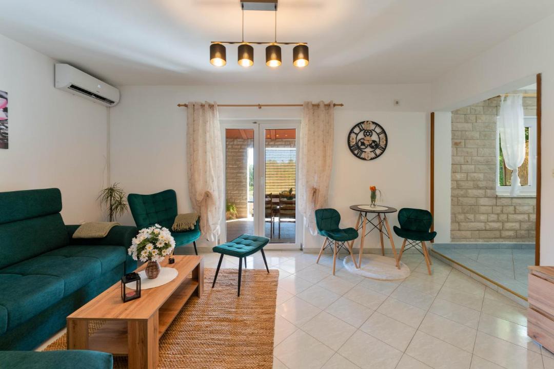Photo of Livingroom in Peruski