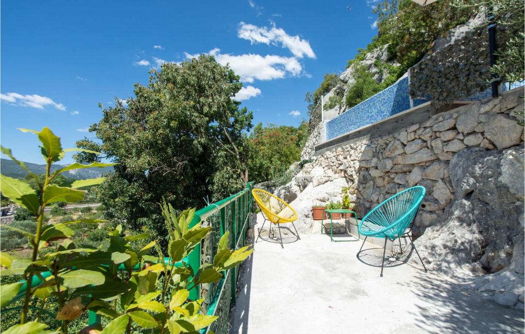 Photo of Others in Omis