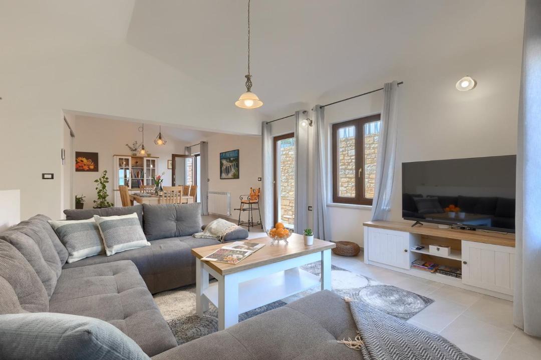 Photo of Livingroom in Motovun