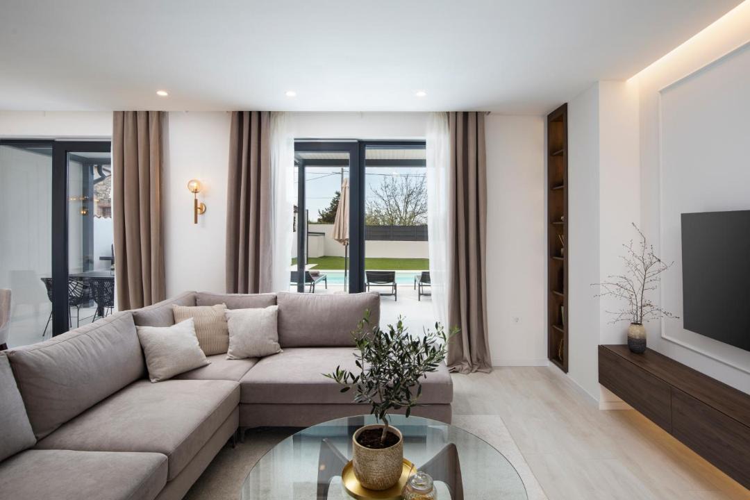 Photo of Livingroom in Loborika