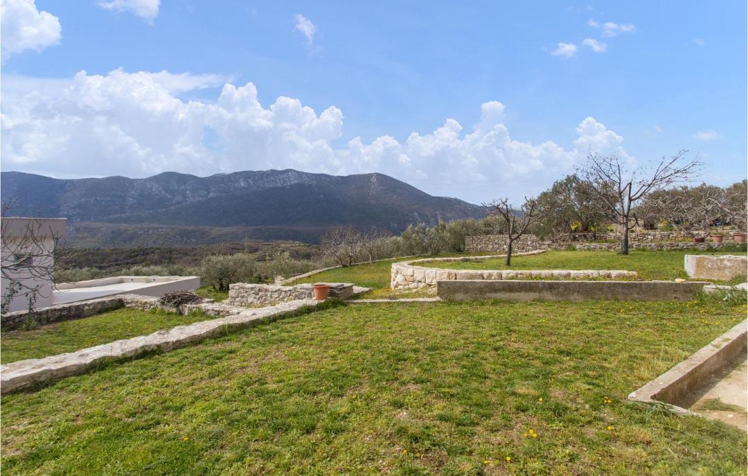 Photo of Others in Omis