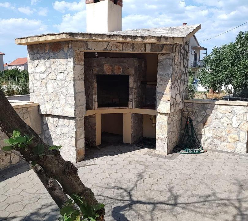 Photo of Buildings in Betina