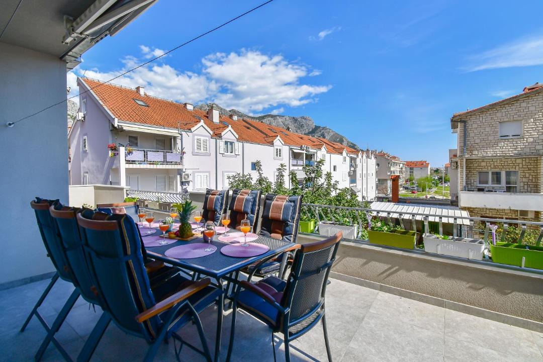 Photo of Others in Omis