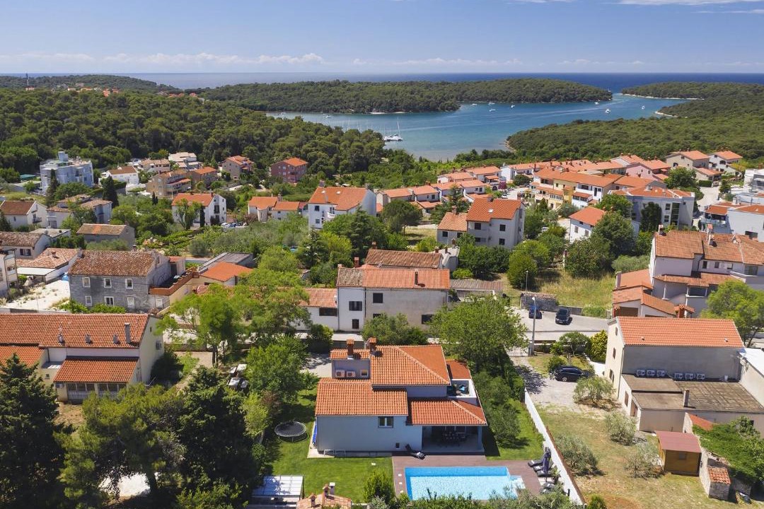 Photo of Outdoor in Vinkuran