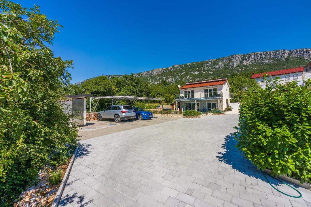 Photo of Others in Bribir