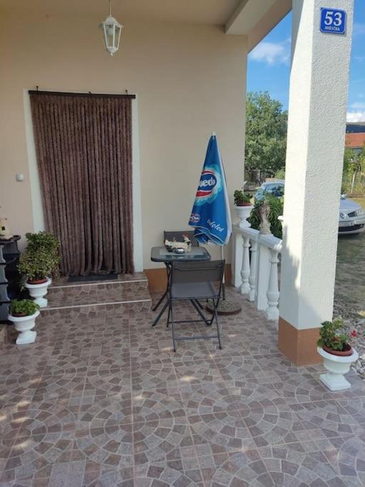 Photo of Patio Balcony in Sarsoni