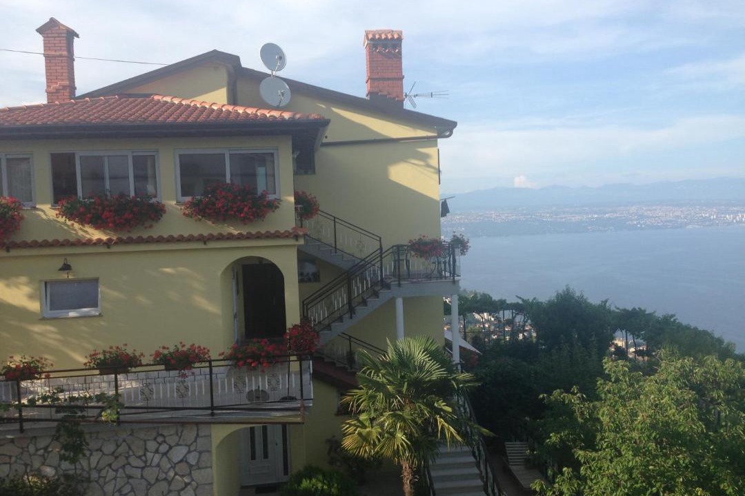 Photo of Buildings in Tulisevica