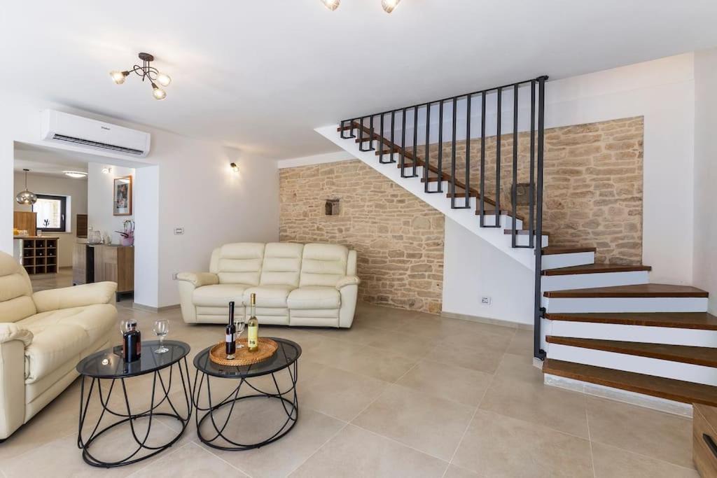 Photo of Livingroom in Pinezici
