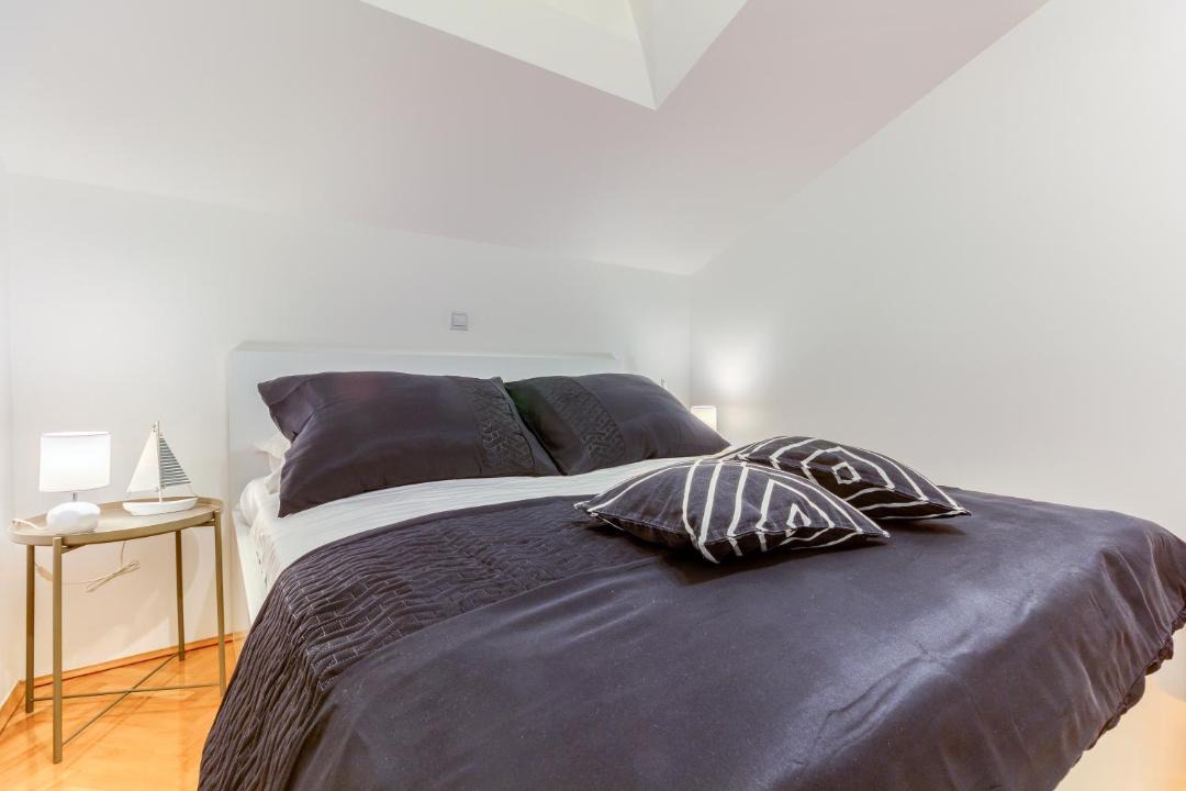 Photo of Bedroom in Tice