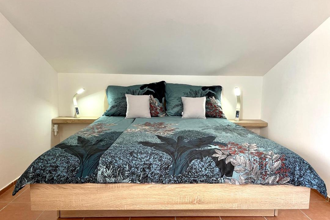Photo of Bedroom in Ika