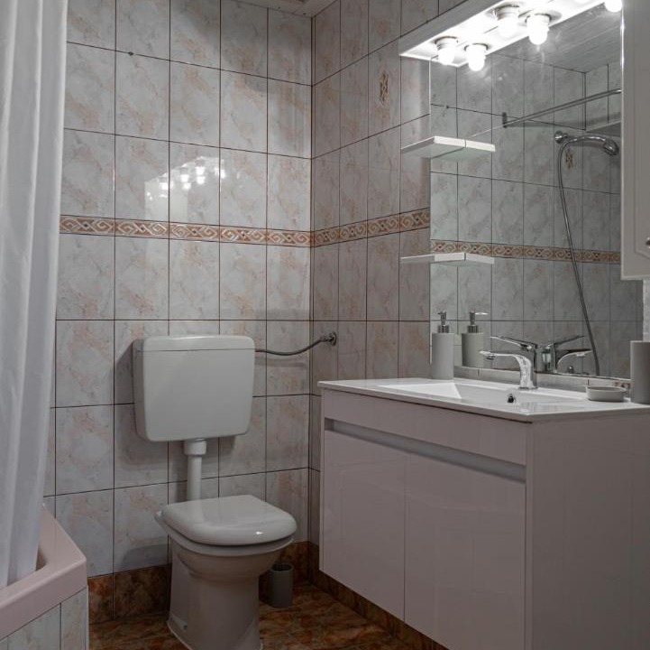 Photo of Bathroom in Barbat na Rabu