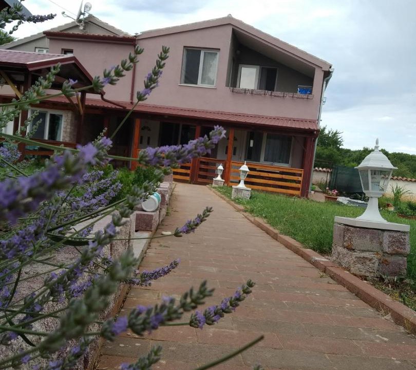 Photo of Others in Vinkuran