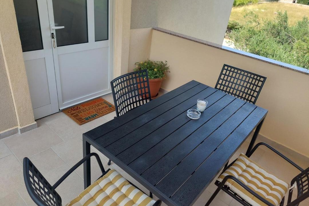 Photo of Patio Balcony in Mundanije