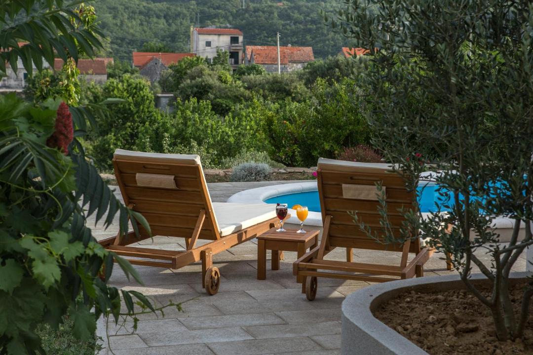 Photo of Others in Omis