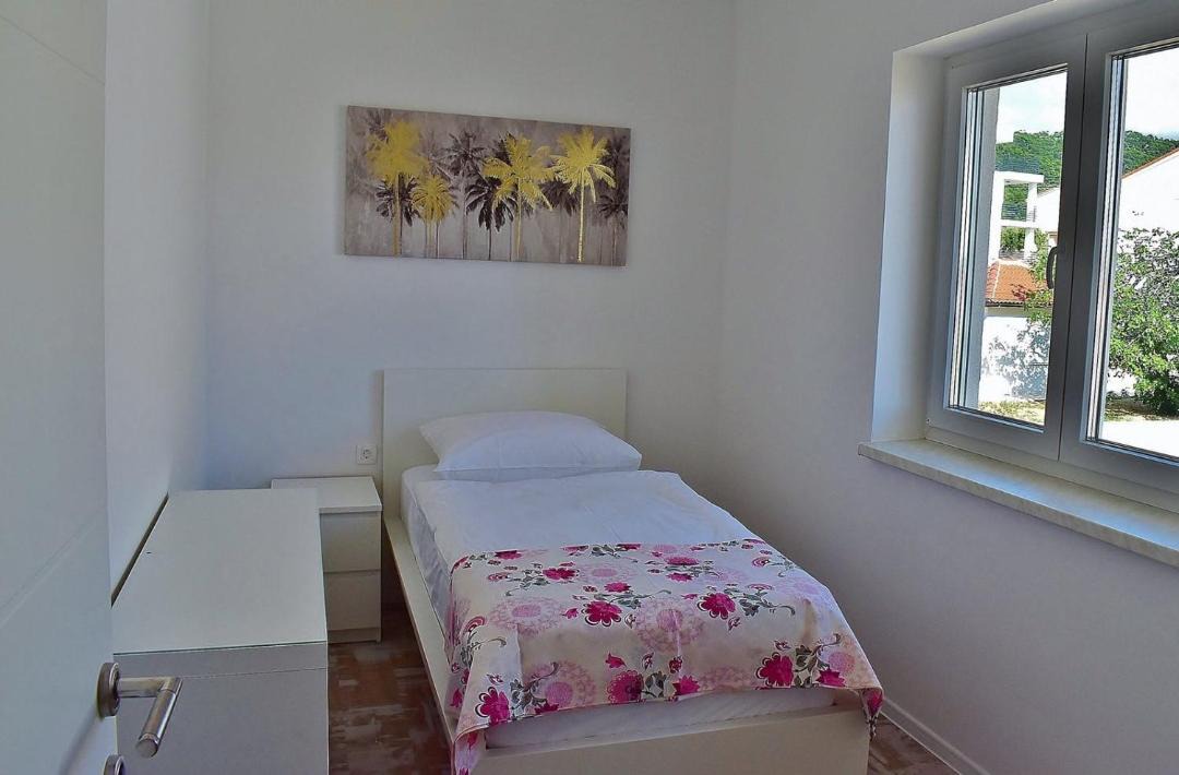 Photo of Bedroom in Banjol