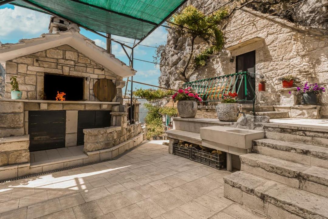 Photo of Others in Omis