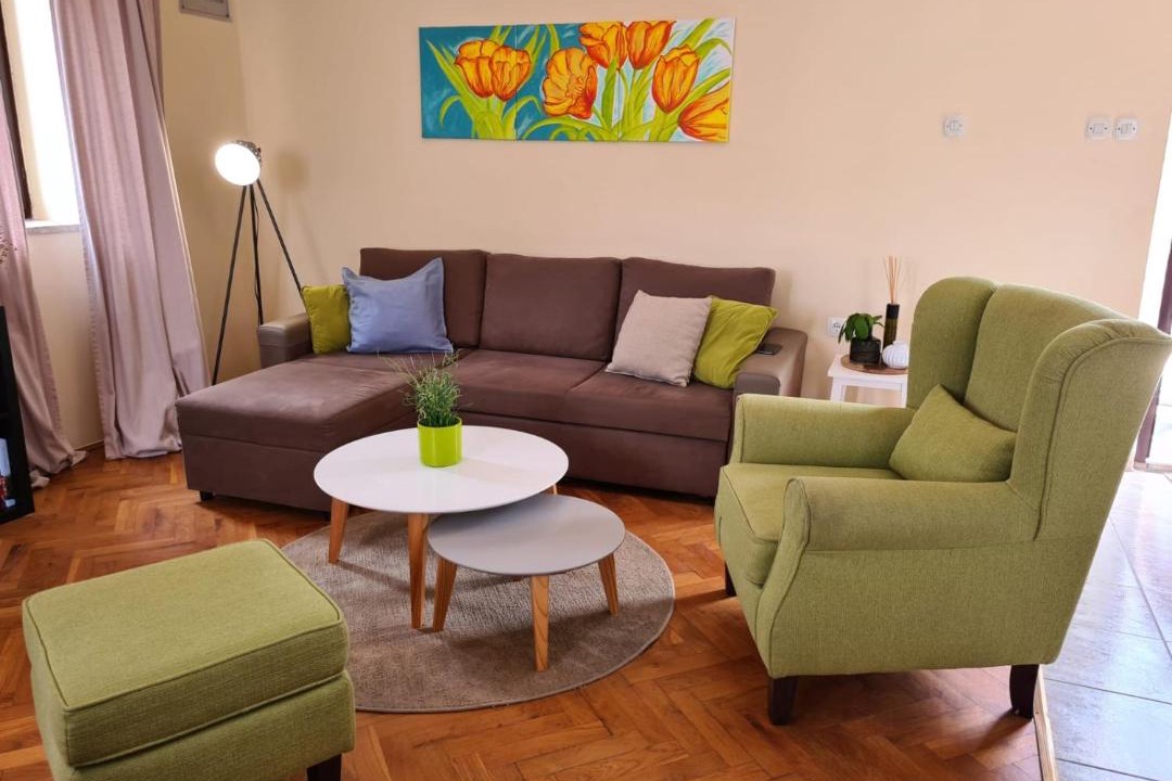 Photo of Livingroom in Cove Murtar