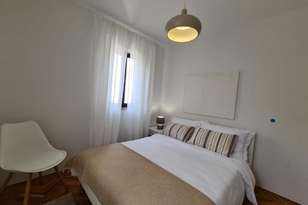 Photo of Bedroom in Cove Murtar
