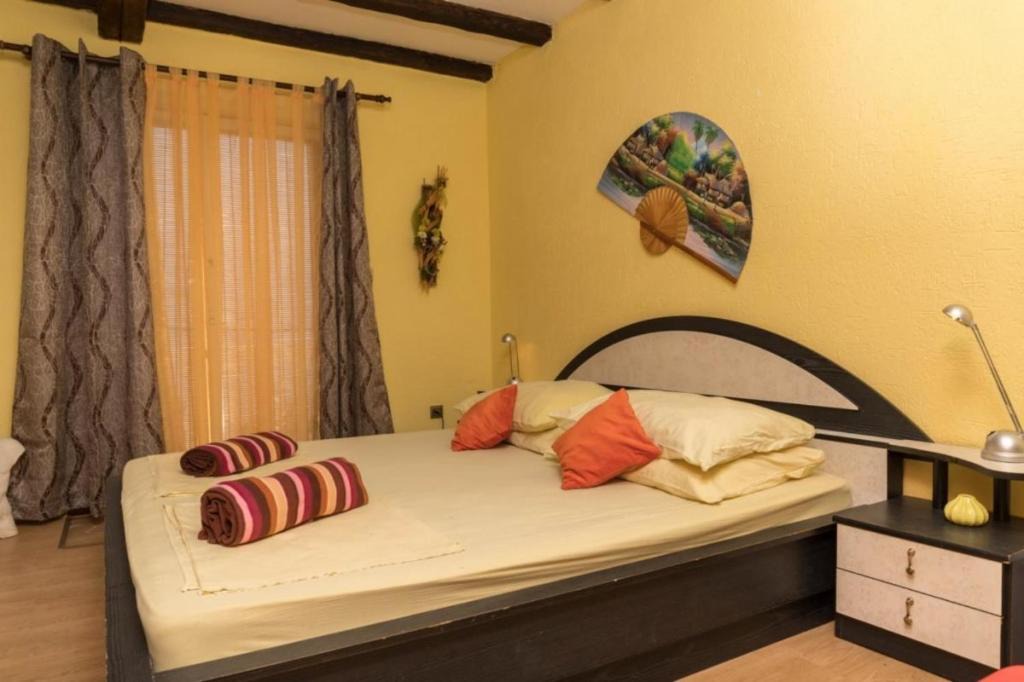 Photo of Bedroom in Klanfari