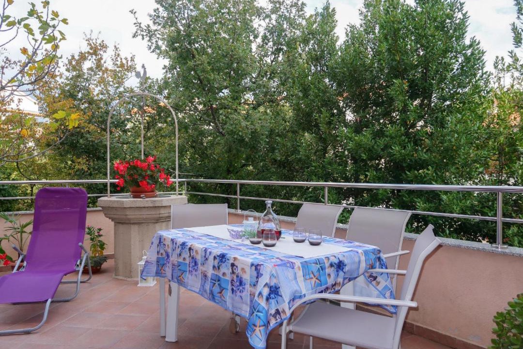 Photo of Patio Balcony in Malinska