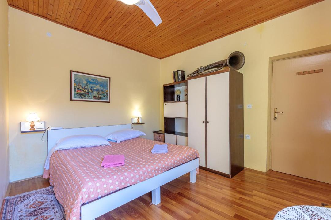 Photo of Bedroom in Grabri
