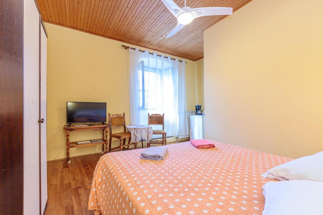 Photo of Bedroom in Grabri