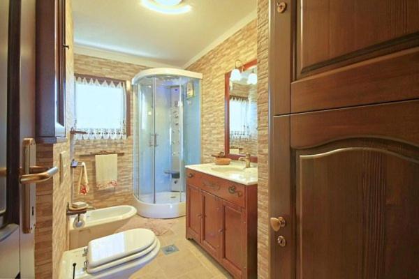 Photo of Bathroom in Kastel