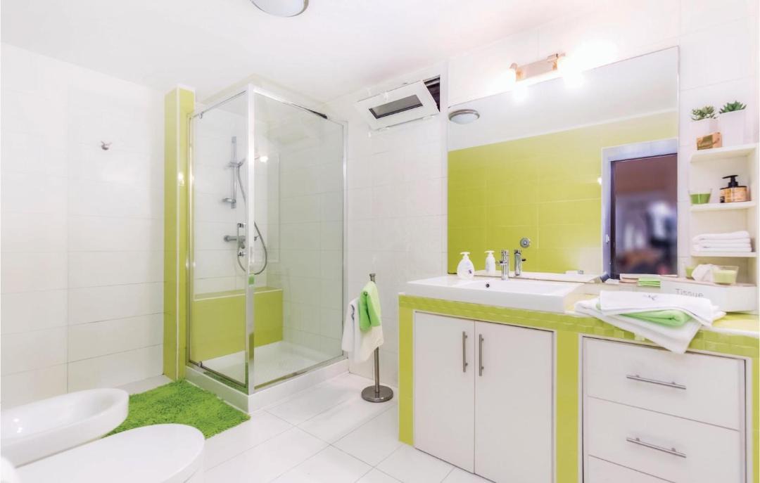 Photo of Bedroom in Bakar