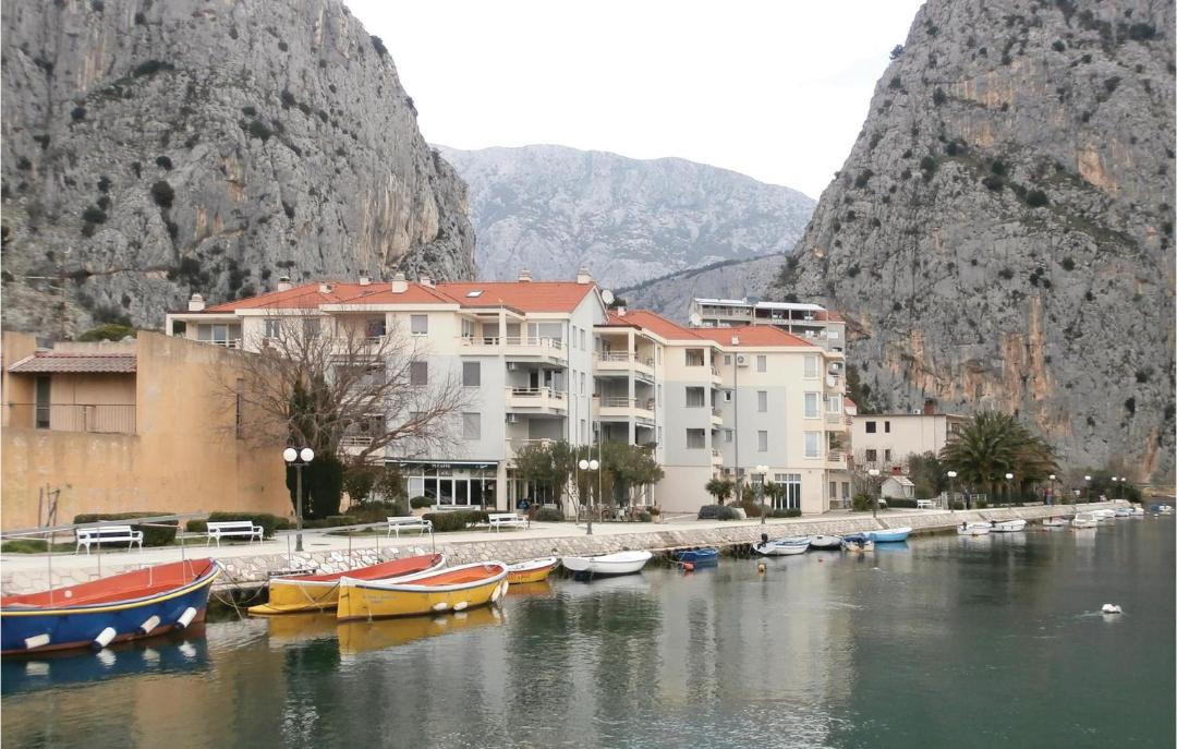 Photo of Others in Omis