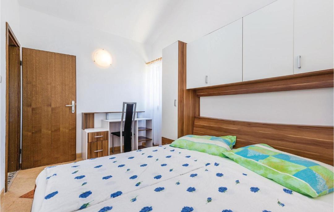 Photo of Bedroom in Barbat na Rabu