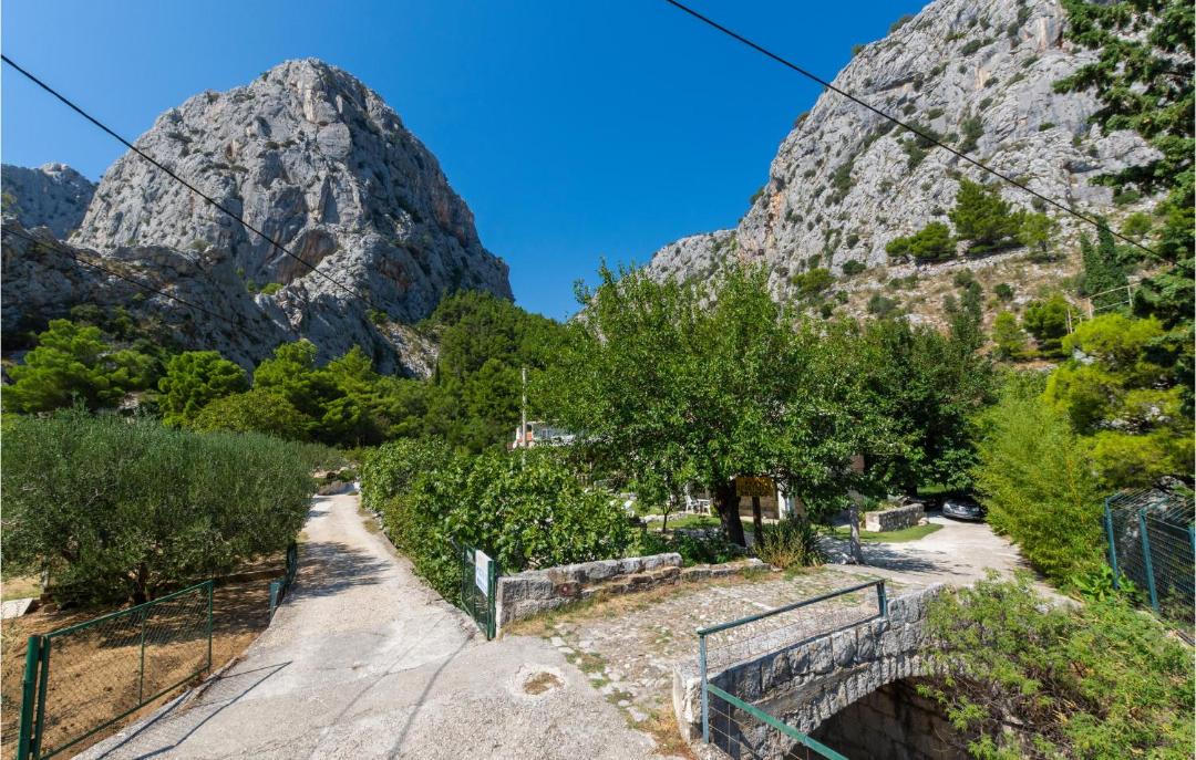 Photo of Others in Omis