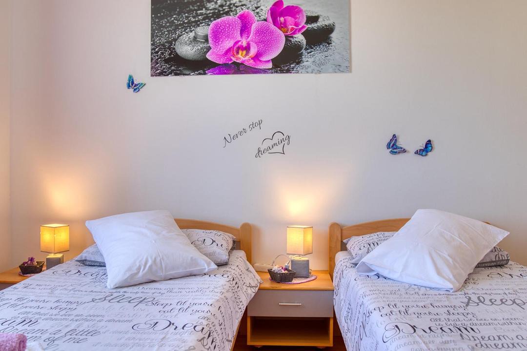 Photo of Bedroom in Vinkuran