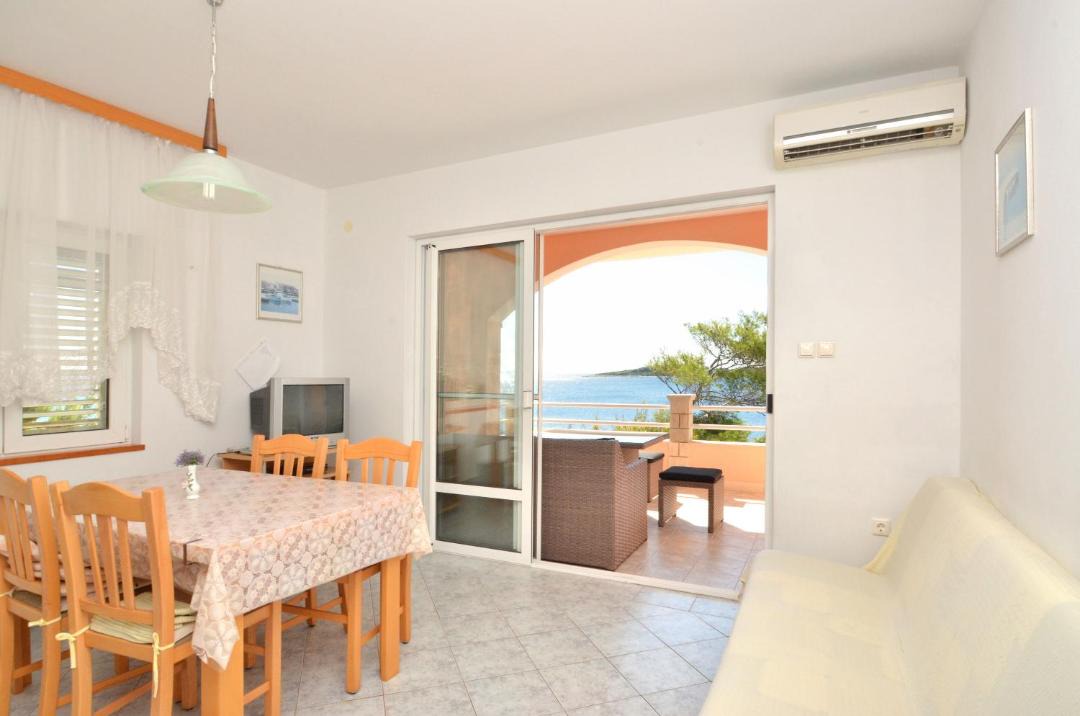 Photo of Livingroom in Potirna