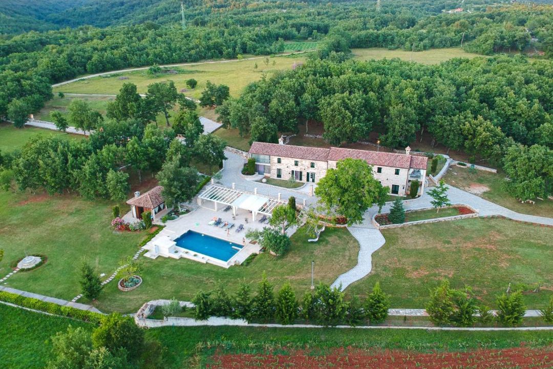 Photo of Others in Sterna