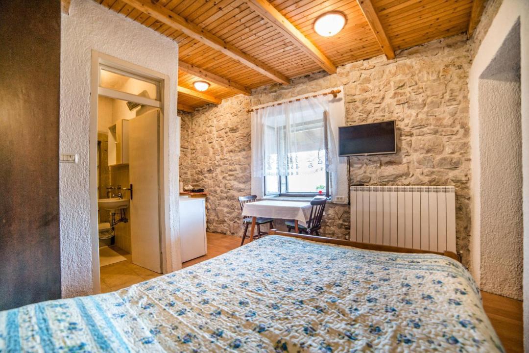 Photo of Bedroom in Grabri