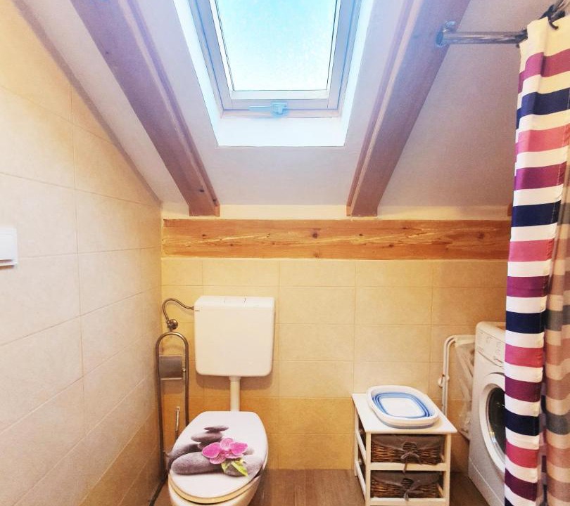 Photo of Bathroom in Ika
