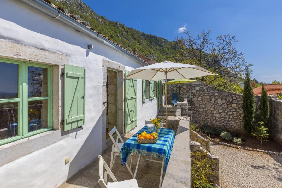 Photo of Patio Balcony in Grizane