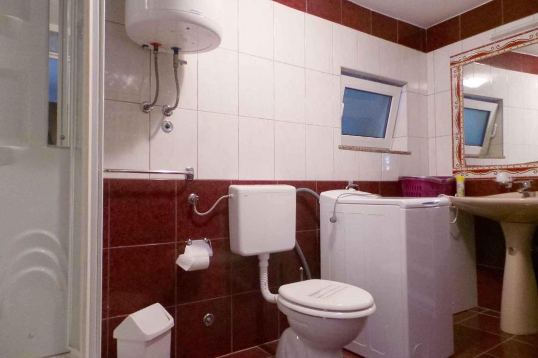 Photo of Bathroom in Rubesi