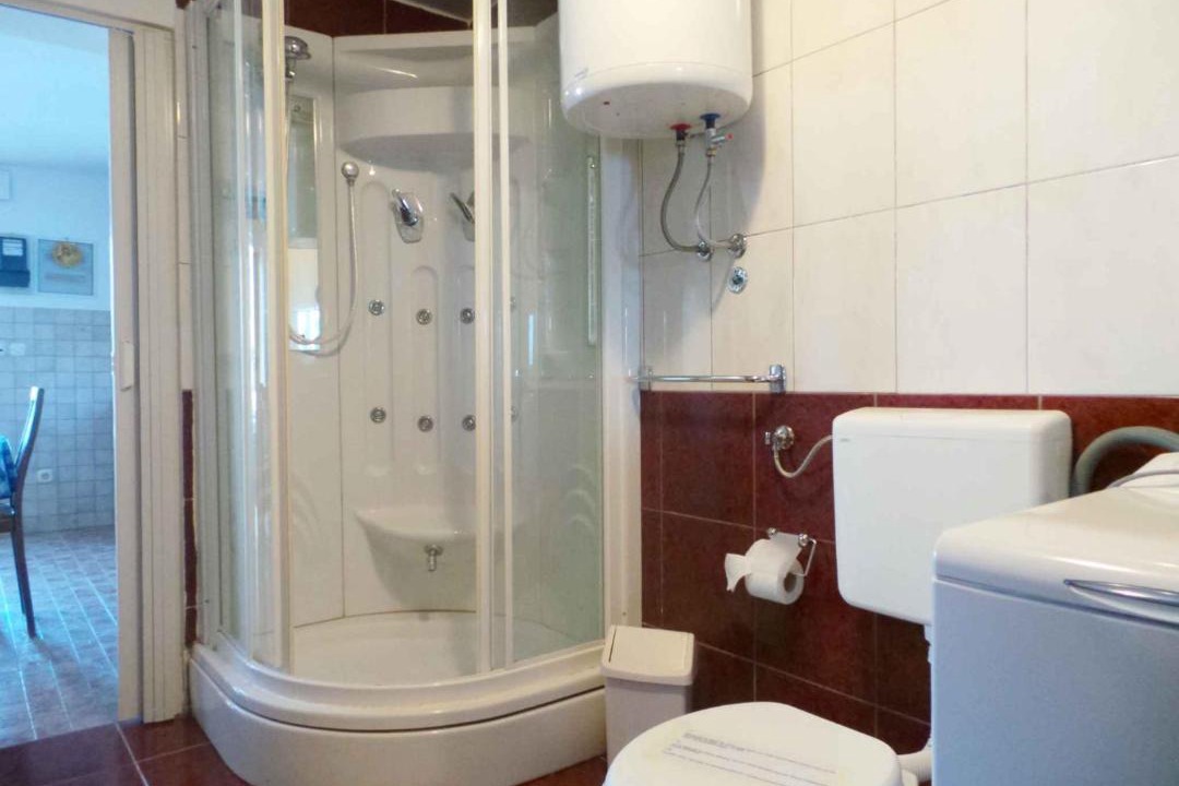 Photo of Bathroom in Rubesi