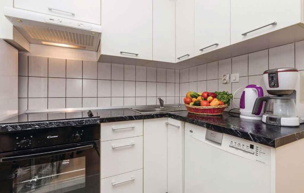 Photo of Kitchen in Rubesi