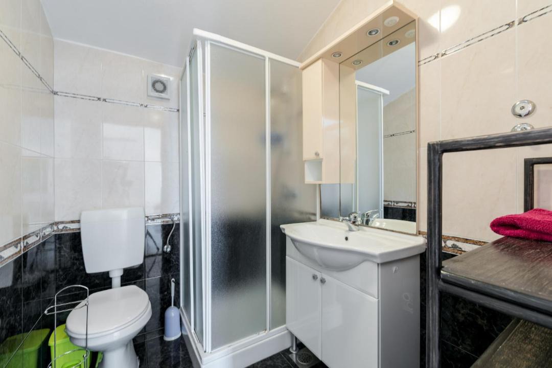 Photo of Bathroom in Bartici