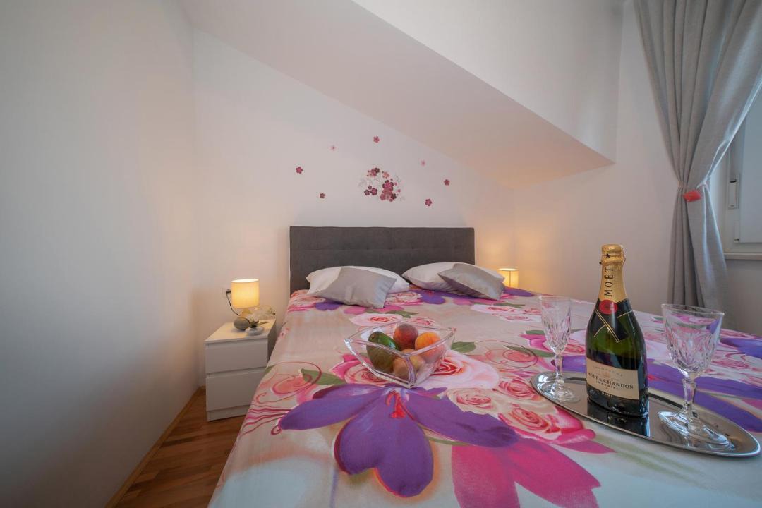 Photo of Bedroom in Okrug Gornji